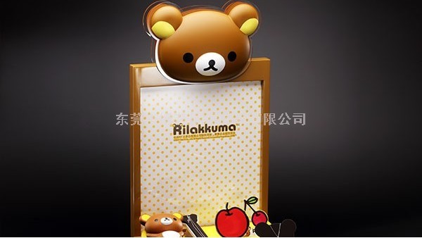 怎樣評(píng)定我們定制的亞克力展示架質(zhì)量的好壞？